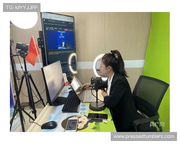 真人视讯官方首页带你体验最真实刺激的在线娱乐体验打造最专业可信赖的真人视讯娱乐平台